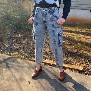 AWESOME CARGO ACID WASHED JEANS!